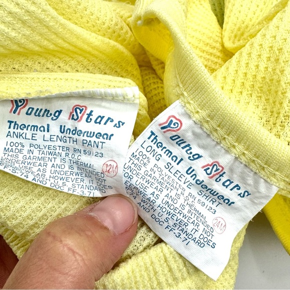 Vintage 80s Warner Bros Bugs Bunny Yellow Thermal Baby Pajama Set Sz 12M Retro - Picture 5 of 11